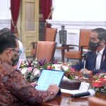 Presiden Jokowi Terima IHPS dan LHP Semester I Tahun 2020 dari BPK
