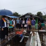 Gubernur Isdianto Tinjau Korban Bencana Alam di Kota Batam