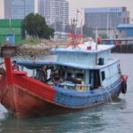 Bakamla RI Jemput 8 Nelayan Indonesia Di Perbatasan Laut Malaysia