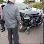 Simpang Senggarang Telan Korban Dua Mobil yang Alami Kecelakaan