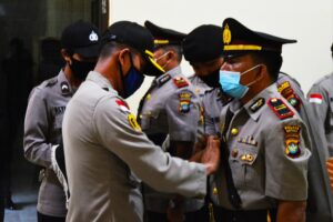 Kasat Intel dan Kasat Reskrim Polres Natuna Dimutasi