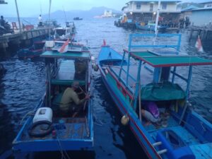 Waspada Gelombang Tinggi, Sejumlah Nelayan Anambas Tak Melaut