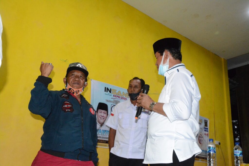 Kunjungi Sambau, Jalan dan Sekolah Jadi Catatan Isdianto