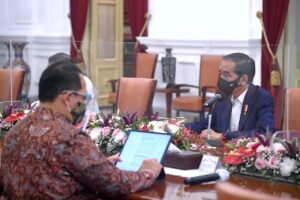 Presiden Jokowi Terima IHPS dan LHP Semester I Tahun 2020 dari BPK