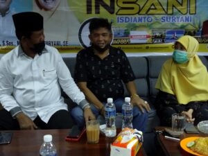 Sambil Makan Nasi Goreng, Haji Permata Nyatakan Dukungan Masyarakat Bugis ke INSANI Kepri