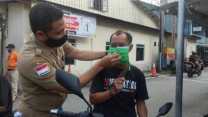 Cegah Covid-19, Ribuan Masker Dibagikan ke Masyarakat Anambas
