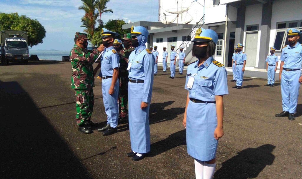 TNI AL Bekali Para Siswa STP Pendidikan Bela Negara
