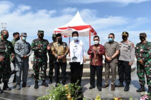 Ujung Masa Jabatan Gubernur Kepri Isdianto Resmikan Kawasan Pesisir Pantai Gurindam