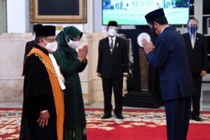 Presiden Jokowi Saksikan Pengucapan Sumpah Wakil Ketua MA Bidang Yudisial