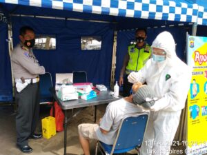 Urdokes Bag Sumda Polres Cilegon lakukan Pemeriksaan Rapid test Antigen Gratis