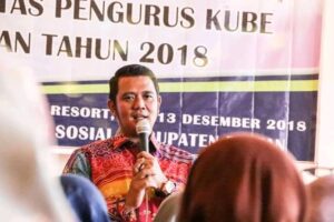 Dukung Moeldoko, Apri Sujadi Harus Rela Jabatannya Dicopot AHY
