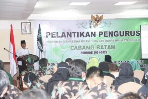 Hadir Pelantikan HMI Walikota Ajak Rajut Kebersamaan Sukseskan Pembangunan Batam