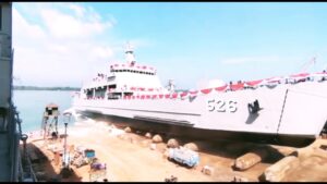 Peluncuran Perdana KRI Teluk Weda-526 Buatan Galangan Batam Indonesia