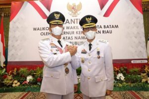 Rudi-Amsakar Resmi Dilantik Menjadi Walikota dan Wakil Walikota Periode Kedua