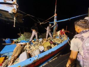 Kembali Bakamla RI Gagalkan Kapal Ikan Asing Di Perairan Natuna