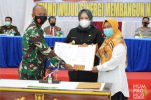 Wagub Kepri Marlin Agustina Tutup Kegiatan TMMD Ke 110