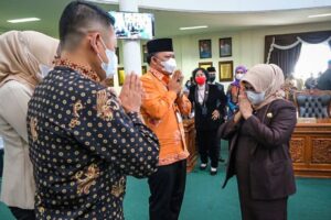 Dua Periode Jabat Wakil Ketua DPRD, Kini Ade Angga Dikalahkan Oleh Perwira TNI AL