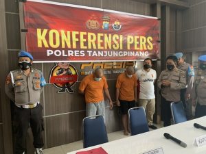 Guru SD dan Lurah Tanjungpinang Kota Kompak Cabuli Dua Pelajar