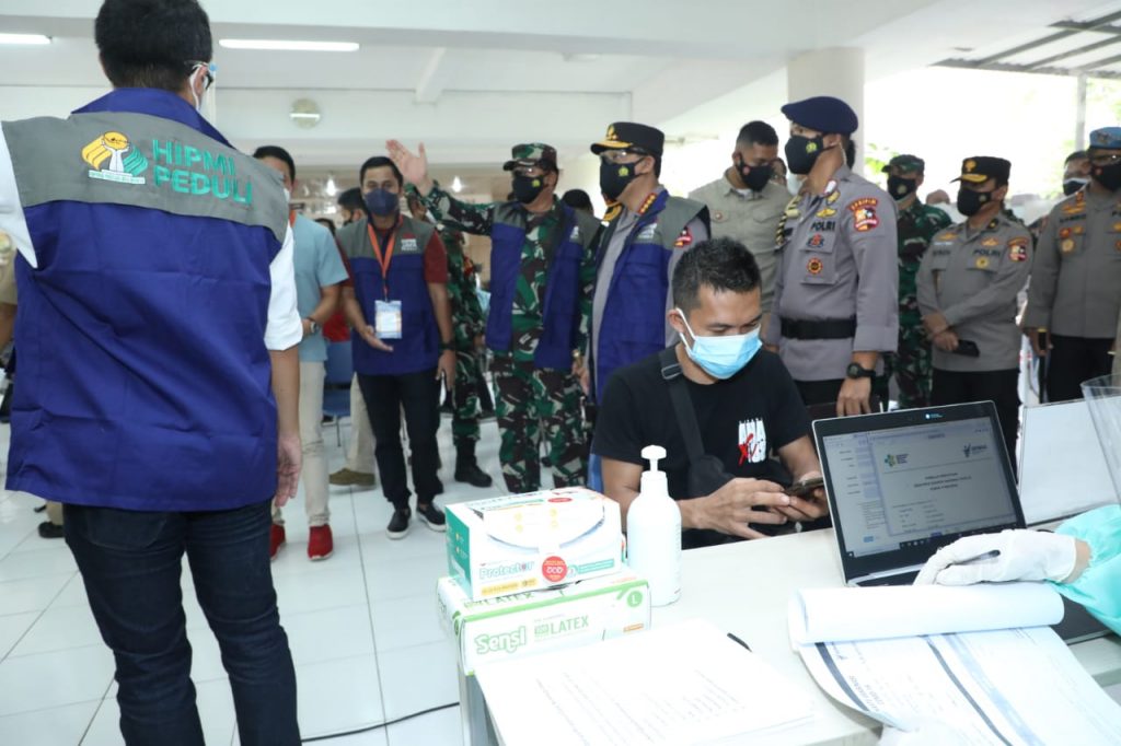 Mari sukseskan Vaksinasi, Panglima TNI: Covid-19 Tidak Memandang Siapa, Pangkat dan Jabatan