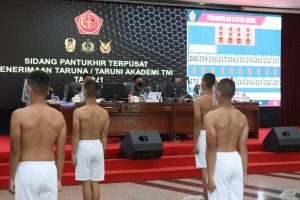 Panglima TNI Pimpin Sidang Pantukhir Terpusat Taruna-Taruni Akademi TNI