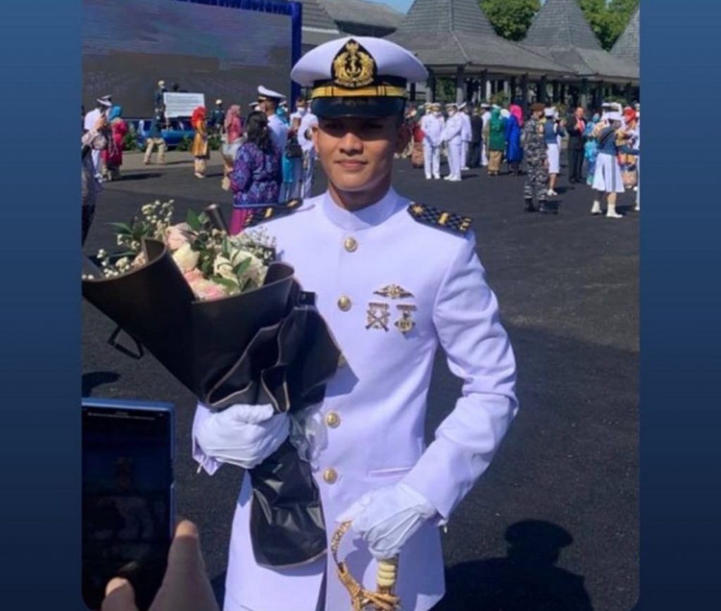 Dilantik Presiden Jokowi, Pria Asal Tanjungpinang Resmi Jadi Perwira TNI AL