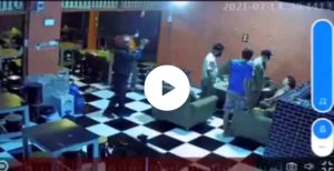 Udah Main Pukul, Diduga Anggota Satpol PP Gowa Tampar Ibu Hamil saat Penertiban PPKM