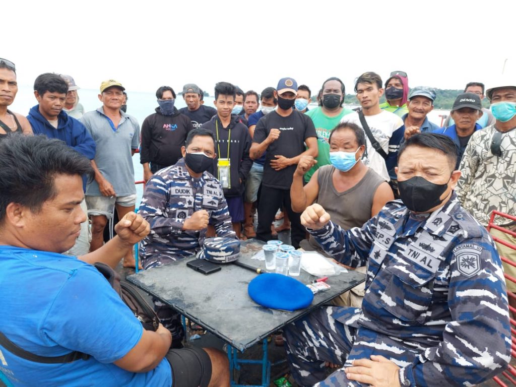 TNI AL Mediasi Antara Kapal Isap Dengan Nelayan Bangka