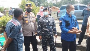 Lanal Dabo Singkep tinjau pelaksanaan Pilkades serentak di Kecamatan Singkep Barat