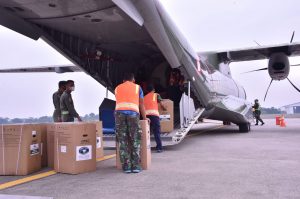 Panglima TNI Perintahkan TNI AU Kerahkan CN 295 Kirim Bantuan Kemanusiaan ke Sumatera