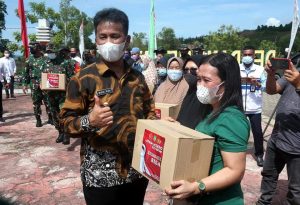 Program Sentuh Rakyat Pemko Batam Kembali Salurkan Rp1,8 M Sukseskan TMMD ke-112