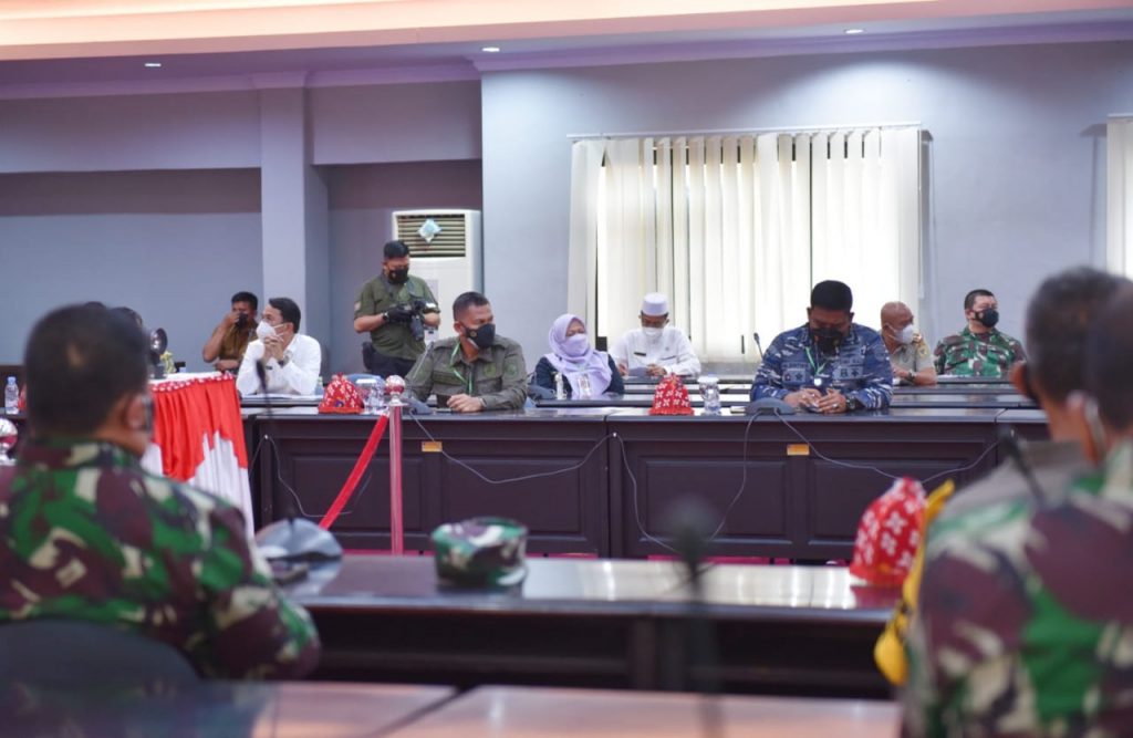 TNI AL Gelar Vaksinasi Serentak Di Provinsi Sulteng