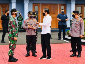 Presiden Akan Tinjau Vaksinasi dan Resmikan Bendungan di Jawa Timur