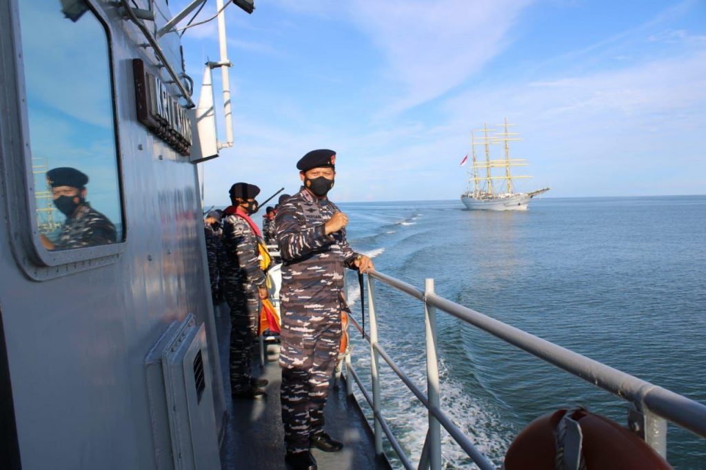 TNI AL Kerahkan Empat KRI Koarmada II Laksanakan Latihan Bersama Di Perairan Ambalat