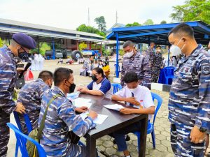 Tingkatkan Herd Immunity Pelajar, TNI AL Sangatta Habiskan 800 Dosis Vaksin