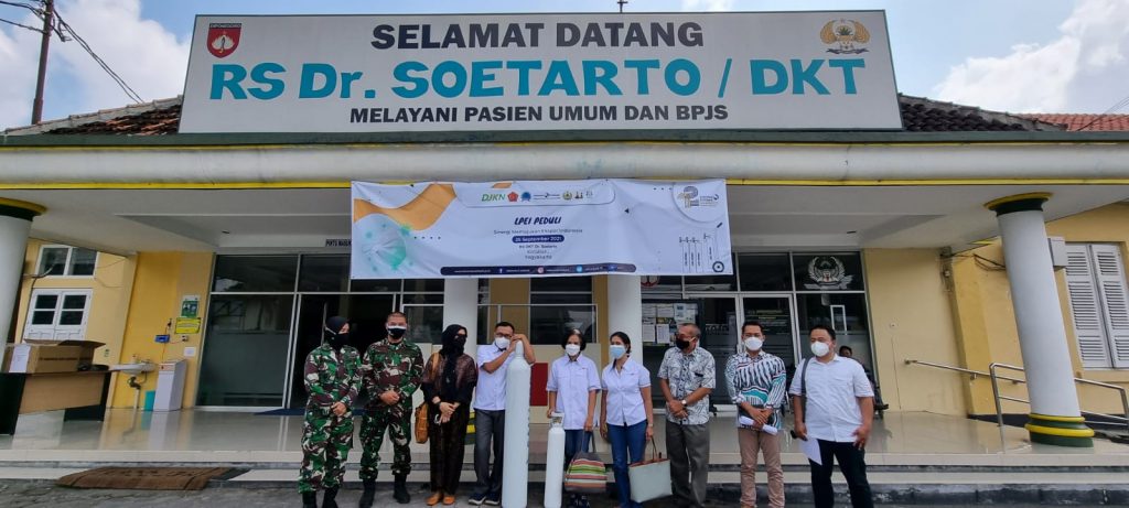 LPEI Salurkan Tabung Oksigen untuk Rumah Sakit DKT dr. SOETARTO Yogyakarta