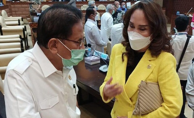 Cen Sui Lan bersama Menteri ATR/BPN Syofyan Djalil mendiskusikan persoalan lahan untuk pembangunan jembatan Batam-Bintan, belum lama ini