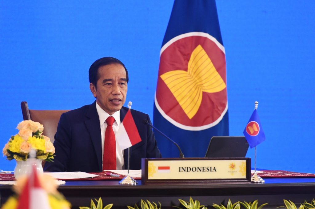 Presiden Jokowi menghadiri KTT ke-22 ASEAN-Republik Korea secara virtual dari Istana Kepresidenan Bogor