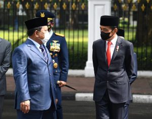 Bersama Menhan Prabowo Subianto Presiden Jokowi Tinjau Pameran Alutsista TNI