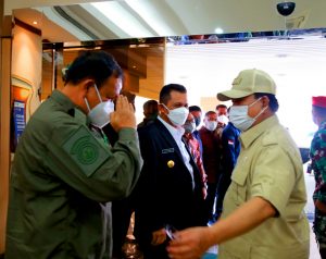 Gubernur Ansar Dampingi Menhan Prabowo Resmikan 2 Unit KRI 