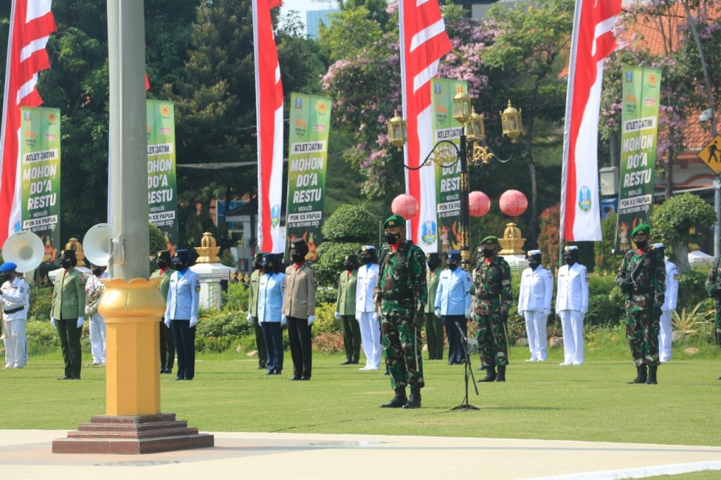 Pangkoarmada II Hadiri Upacara Peringatan Kesaktian Pancasila Di Grahadi