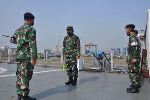 Wakasal Tinjau Kesiapan Unsur Alutsista TNI AL Jelang Latihan Operasi Amfibi
