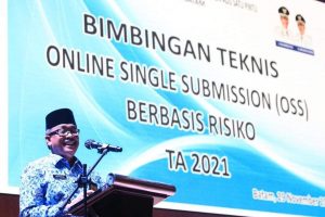 Sekda Batam Jefriden Buka Bimtek OSS RBA Perizinan