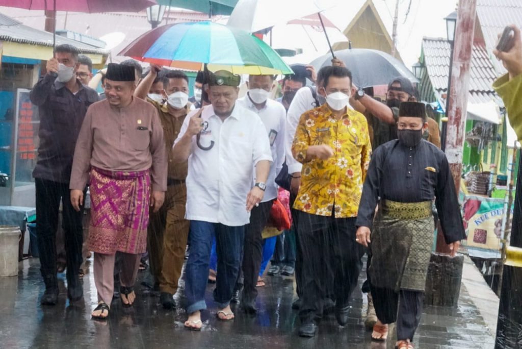 Gubernur Ansar Dampingi Ketua DPD RI ke Pulau Penyengat Minta RUU Daerah Kepulauan Disahkan