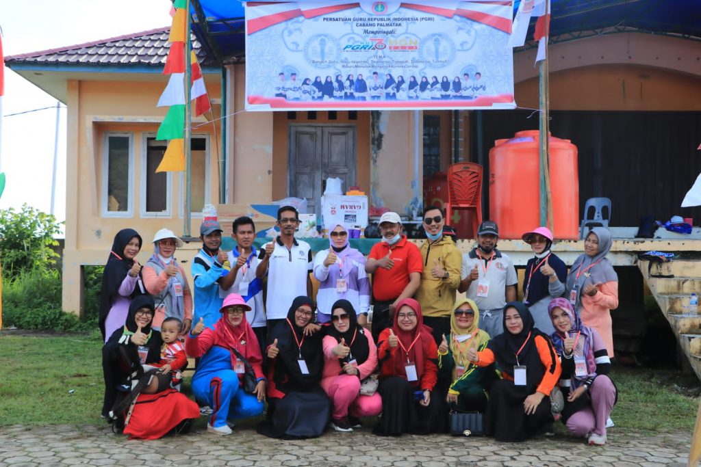 Peringati Hari Guru Nasional, PGRI Cabang Palmatak Lakukan Beberapa Rangkaian Kegiatan
