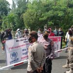 Pencari Suaka Afganistan Demo di DPRD Batam
