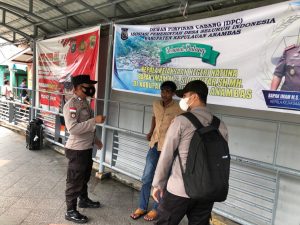 Cuaca Ekstrim, Polres Anambas Himbau Masyarakat Gunakan Life Jacket