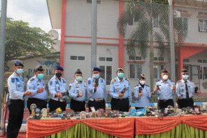 Jajaran Kanwil Kemenkumham Kepri Gelar Apel Jelang Nataru di Lapas Narkotika