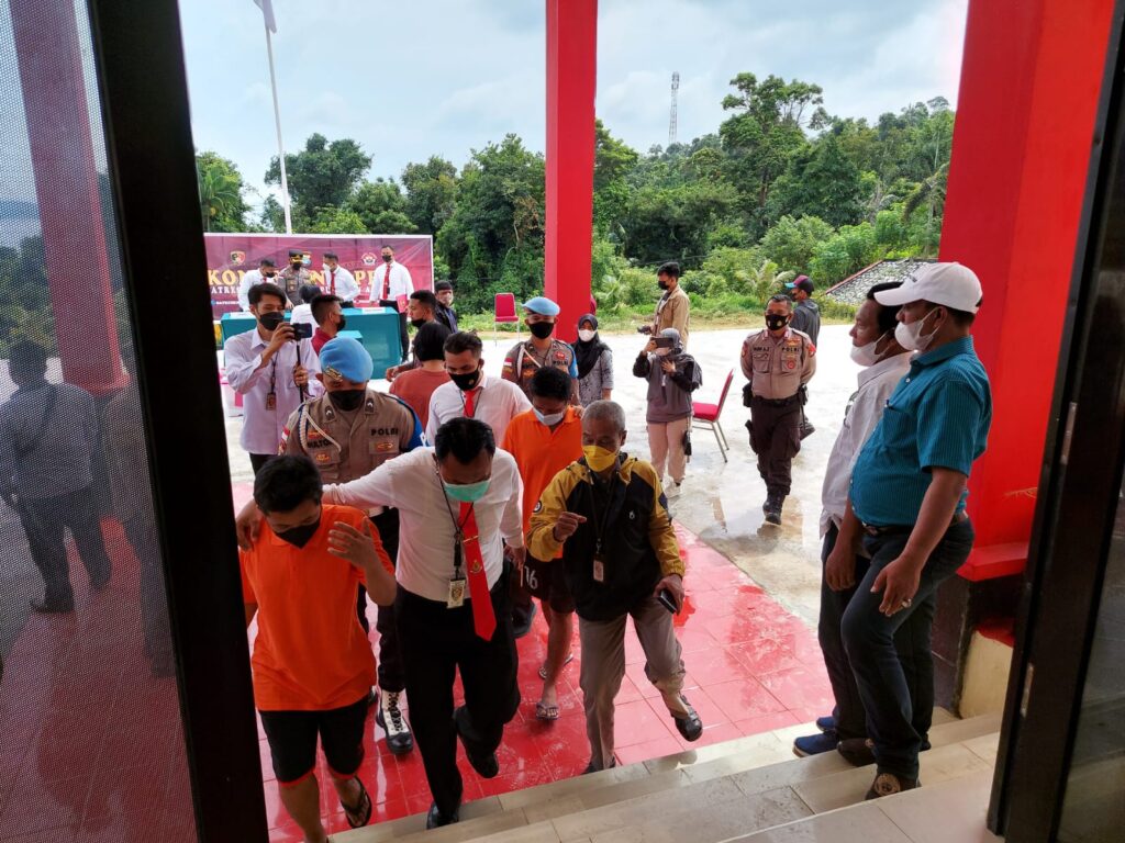 Oknum Kades Dan Sekdes Yang Menelan Uang Negara Diringkus Polres Anambas