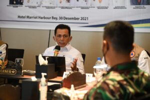 Gubernur Ansar Gelar Ratas Bersama BNPB Bahas Pemulangan PMI