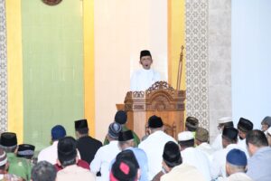 Gubernur Khatib Jumat di Masjid Raudhatul Jannah Tanjung Uma Batam, Ansar: Mengajak Doakan Kepri Semakin Baik